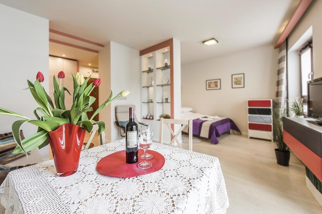 P&O Apartments Metro Mlociny Warsawa Bagian luar foto